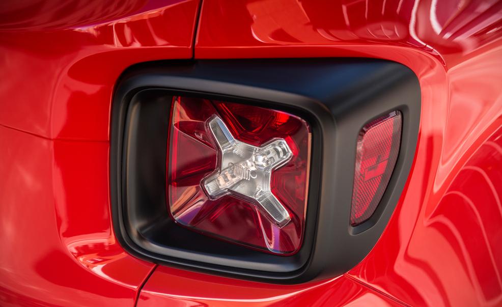 2015 Jeep Renegade Taillight