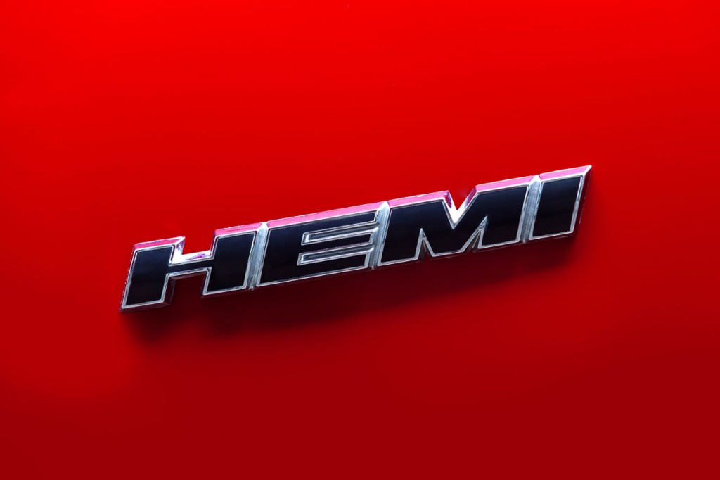 2014 Dodge Charger Hemi badge